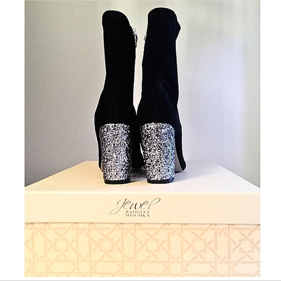New Badgley Mischka Jewel Boots Size 6.5 - Picture 5 of 11